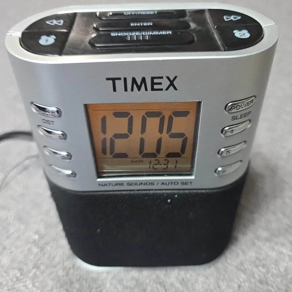 Timex Clock with AM/FM Radio and Nature Sounds Model T307S